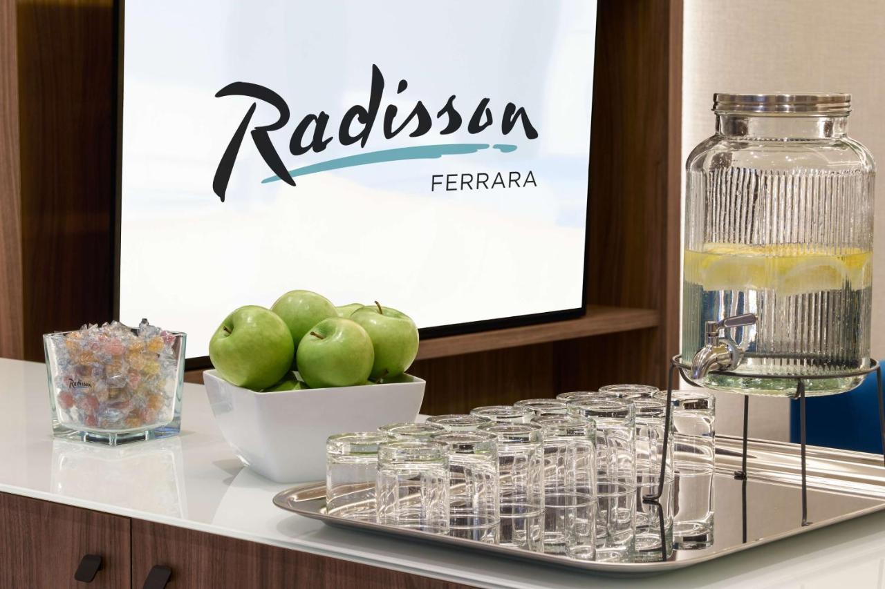 Radisson Hotel Феррара Экстерьер фото